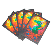 Cargar imagen en el visor de la galería, Protectores Standard | Colección Vitrales - Dragón Verde 66x91mm
