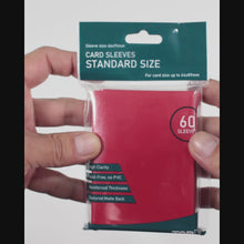 Cargar y reproducir el video en el visor de la galería, Protectores Esenciales | TOPDECK Standard 66x91mm color Rojo
