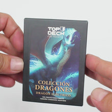 Cargar y reproducir el video en el visor de la galería, Protectores Standard | Colección Dragones - Dragón Eléctrico 66x91mm
